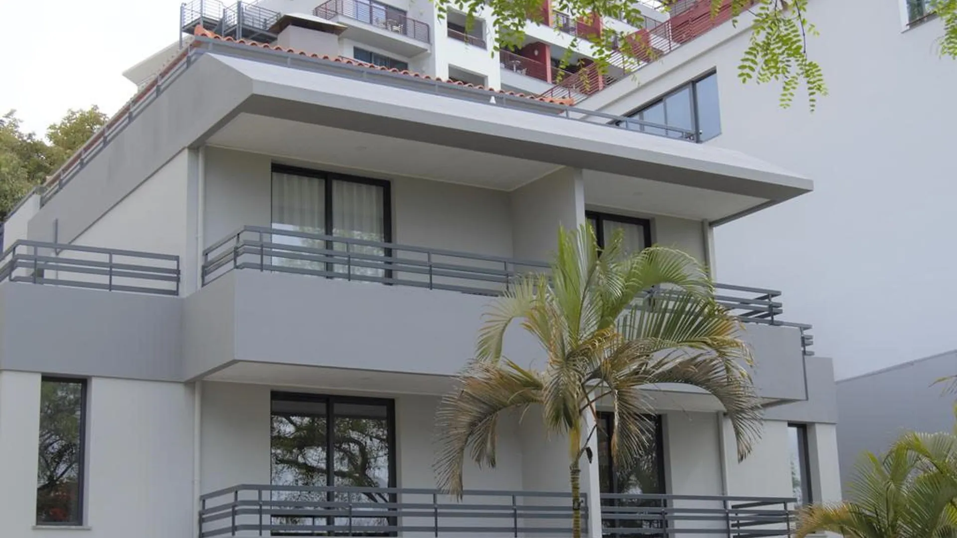 Apartamentos Turísticos Vitoria by Petit Hotels Funchal