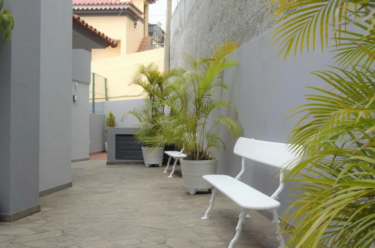 Apartamentos Turísticos Vitoria by Petit Hotels Funchal  Portugal