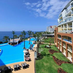 Pestana Promenade Ocean Фуншал