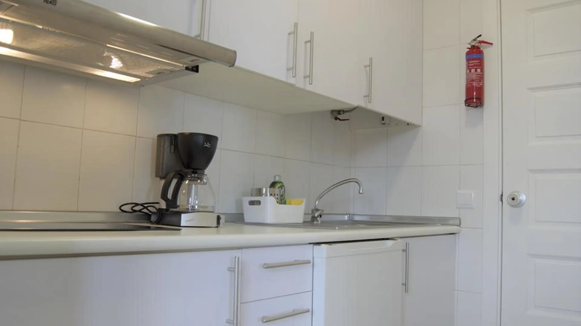 Apartamentos Turisticos Vitoria By Petit Hotels Funchal  3*, Funchal (Madeira)