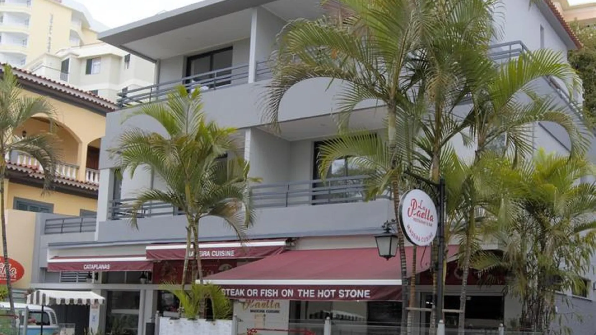 Apartamentos Turisticos Vitoria By Petit Hotels Funchal  3*, Funchal (Madeira)
